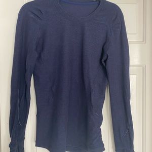 Lululemon long sleeved 6/8